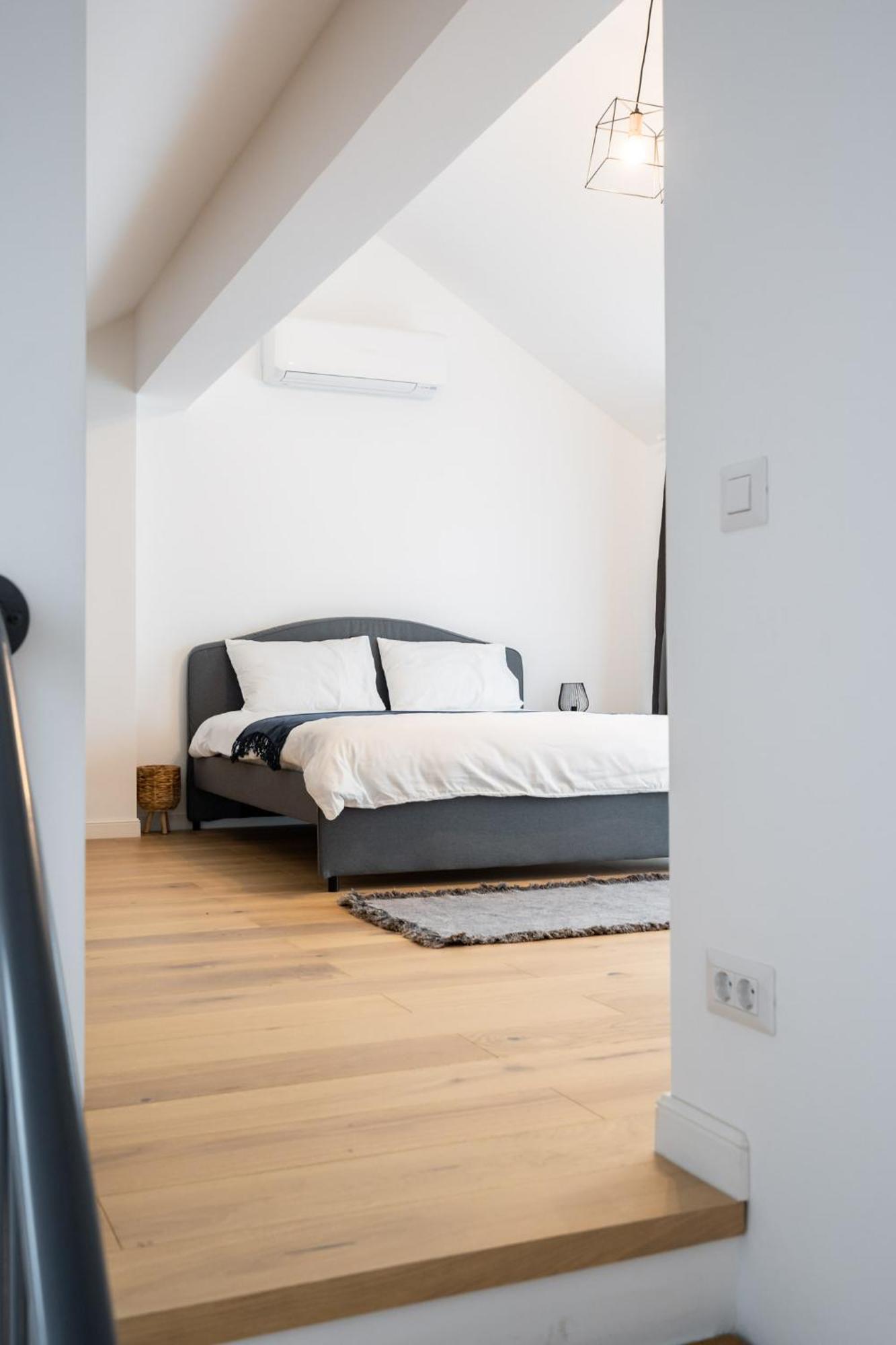 Hygge I Piata Unirii Lägenhet Bukarest Exteriör bild